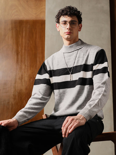 Hooked Full Sleeve Turtle Neck Sweater