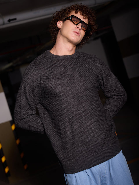 XYNG Solid Knitted Pullover Sweater