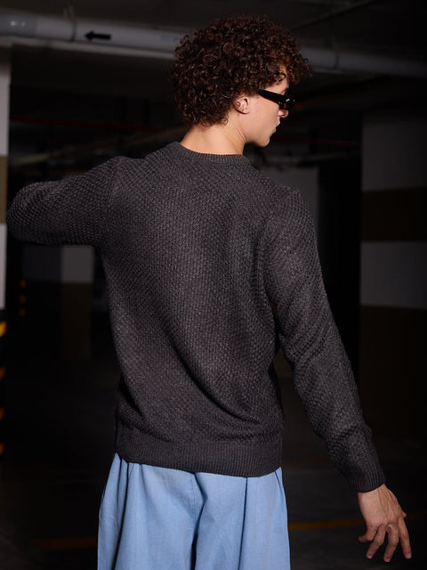 XYNG Solid Knitted Pullover Sweater