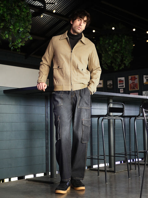 Hooked Zip-Front Crease-Tactile Jacket