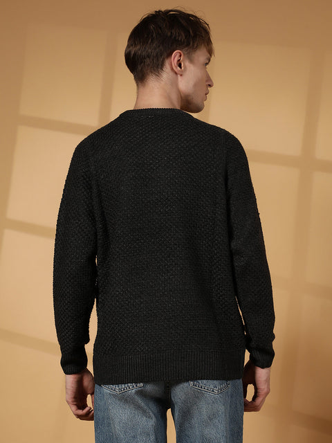 XYNG Solid Knitted Pullover Sweater