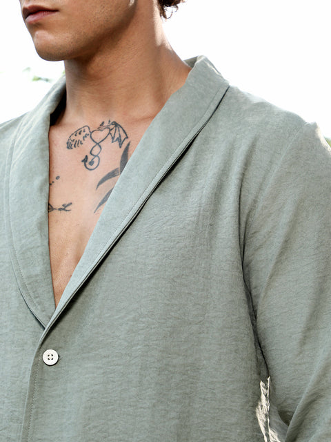 Behookd Solid Shawl Collar Oversized Shirt