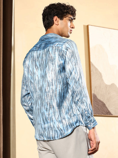 Just Be Contrast-Abstract Imprint Shirt