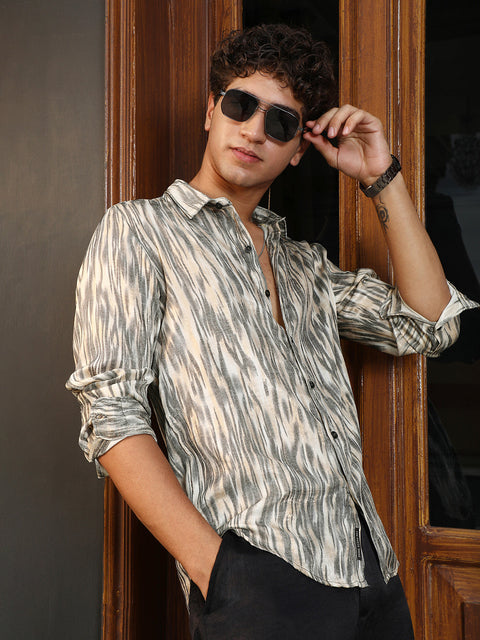 CTRL CLUB Contrast-Abstract Imprint Shirt
