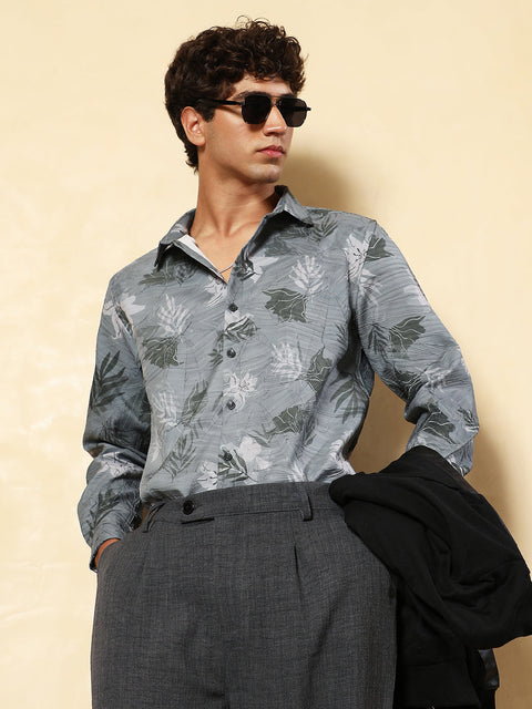 Just Be Leaf-Imprint Foliage-Tactile Shirt