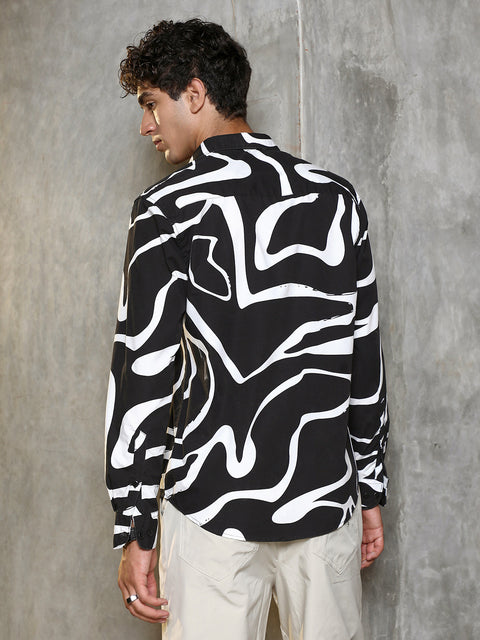 JINX Contrast-Graffiti Imprint Shirt