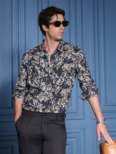 Runway Gods Contrast-Gaze Imprint Shirt