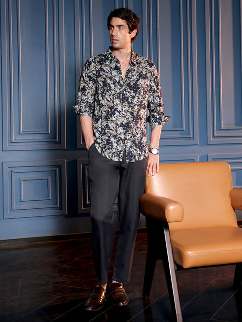 Runway Gods Contrast-Gaze Imprint Shirt