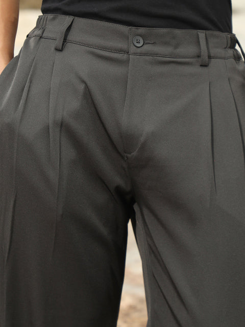 Hooked Pleated Straight-Fit Tailoured Trousers