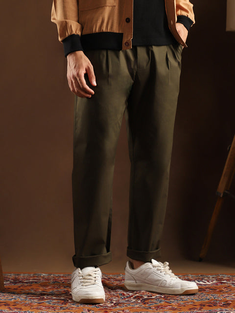 STARCAST Lightweight - Solid-Pleated Chino Trousers