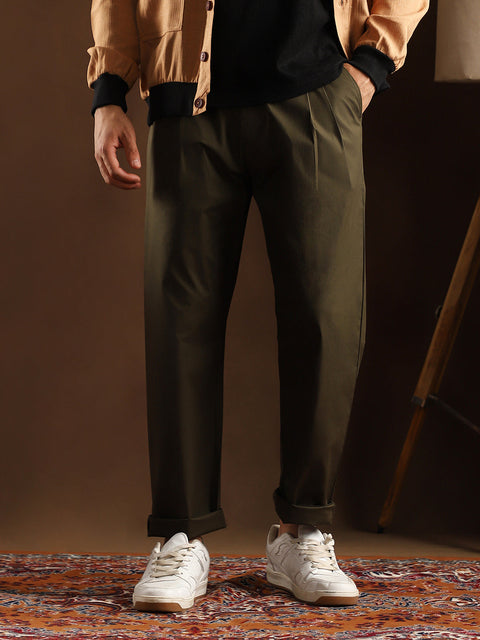 STARCAST Lightweight - Solid-Pleated Chino Trousers