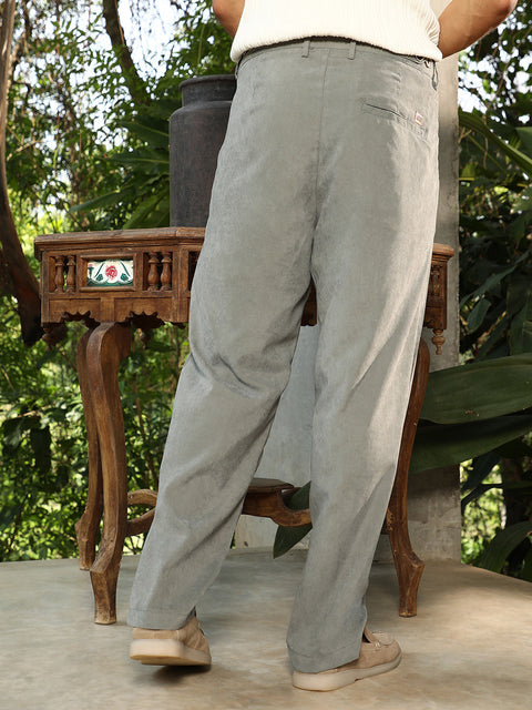 JINX Lightweight - Velvet Pleated Trousers