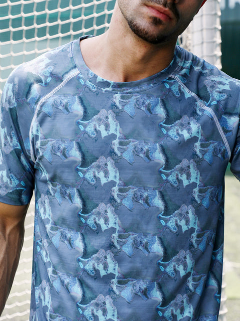 XYNG Panel-Swirl Activewear T-Shirt