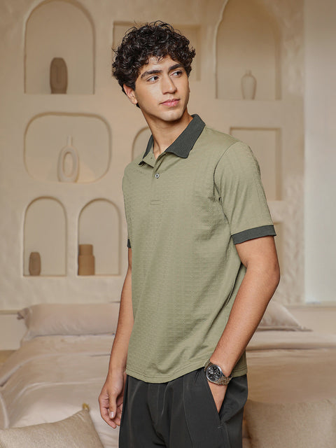 Hooked Rope-Lined Textured Polo T-Shirt