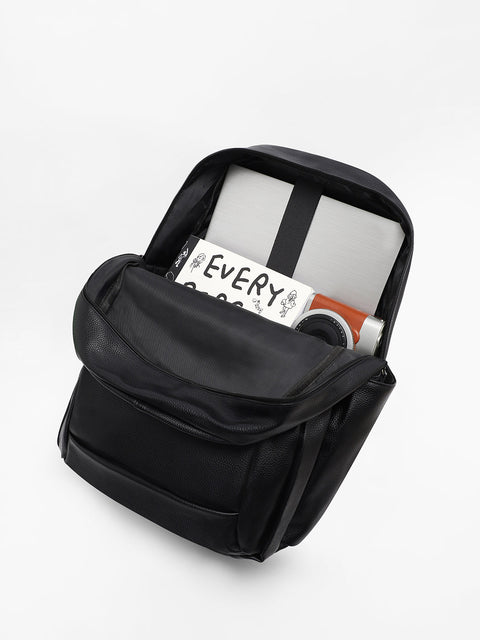 CAHOOT Men's The UrbanX Backpack - Onyx Black
