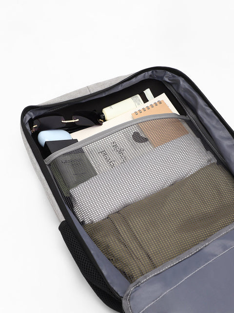 Chaos - The Travel Mate Backpack - Moon Grey:Onyx Black