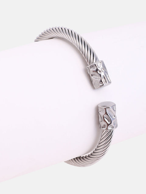Chaos - The Hammered Cuff Bracelet - Metallic Silver