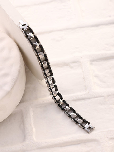 Chaos - The Studded Chain Bracelet