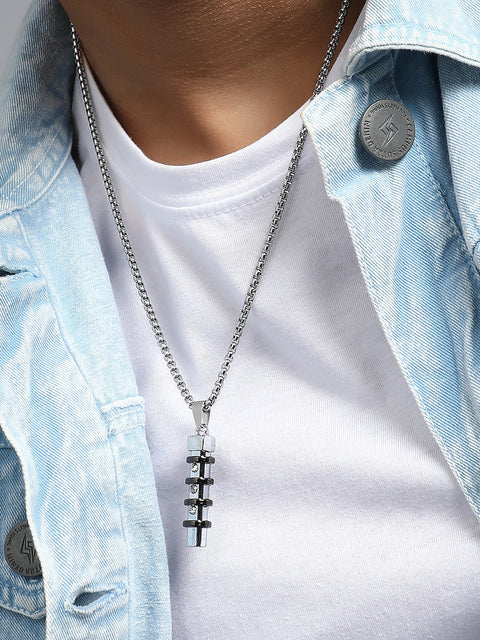 Chaos - The Torque Pendant Necklace - Metallic Silver