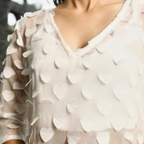 Sauce - Applique Hearts Kurta With Crop And Trousers