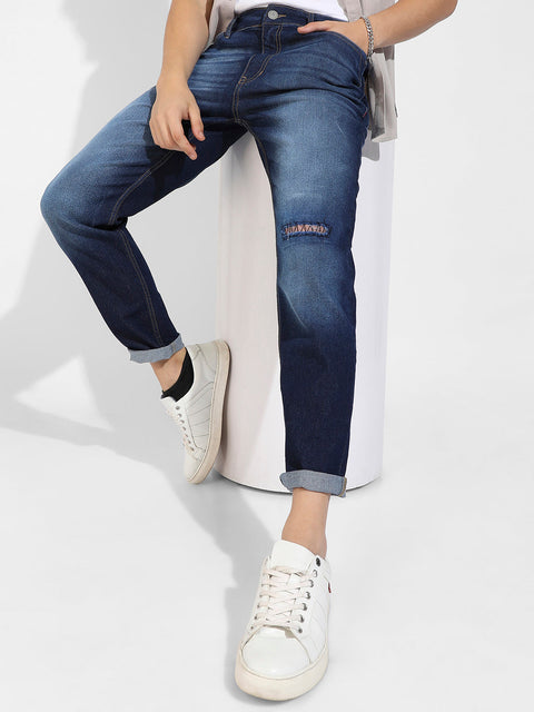 Hooked Distressed Knee Denim Jeans