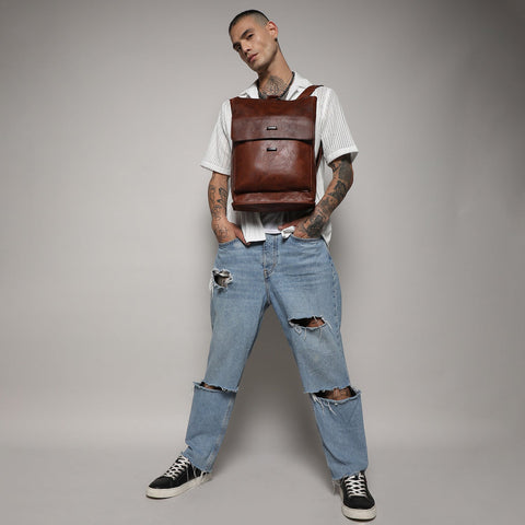 CAHOOT Men's The City Explorer Backpack - Mocha Brown