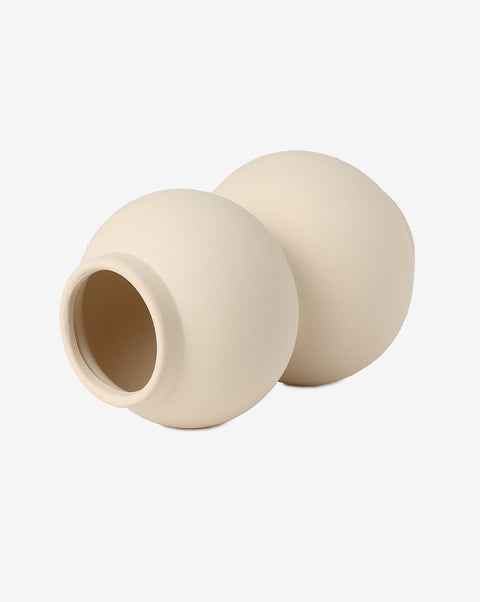 Earth Yellow Vegetarian Embryo Vase